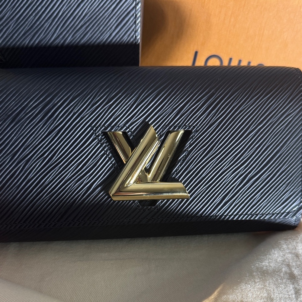 Louis Vuitton Black EPI Twist with Gold Accents and Matching Wallet- - Picture 3 of 16